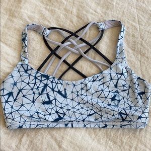 Lululemon tye dye sports bra